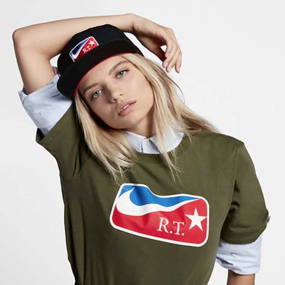 Nike by Riccardo Tisci - Picture 2 of 6